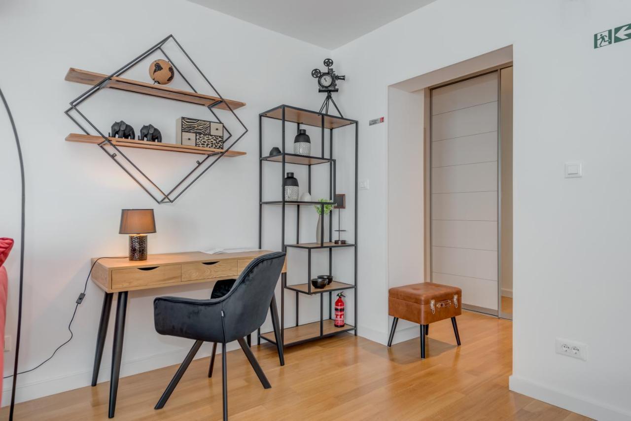Paparazzi Apartment Split Bagian luar foto