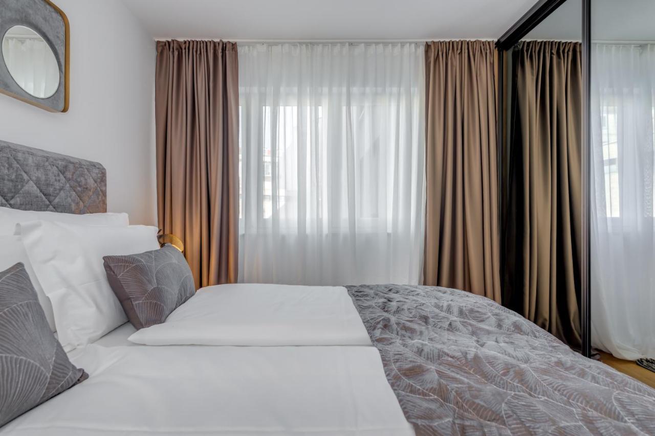 Paparazzi Apartment Split Bagian luar foto