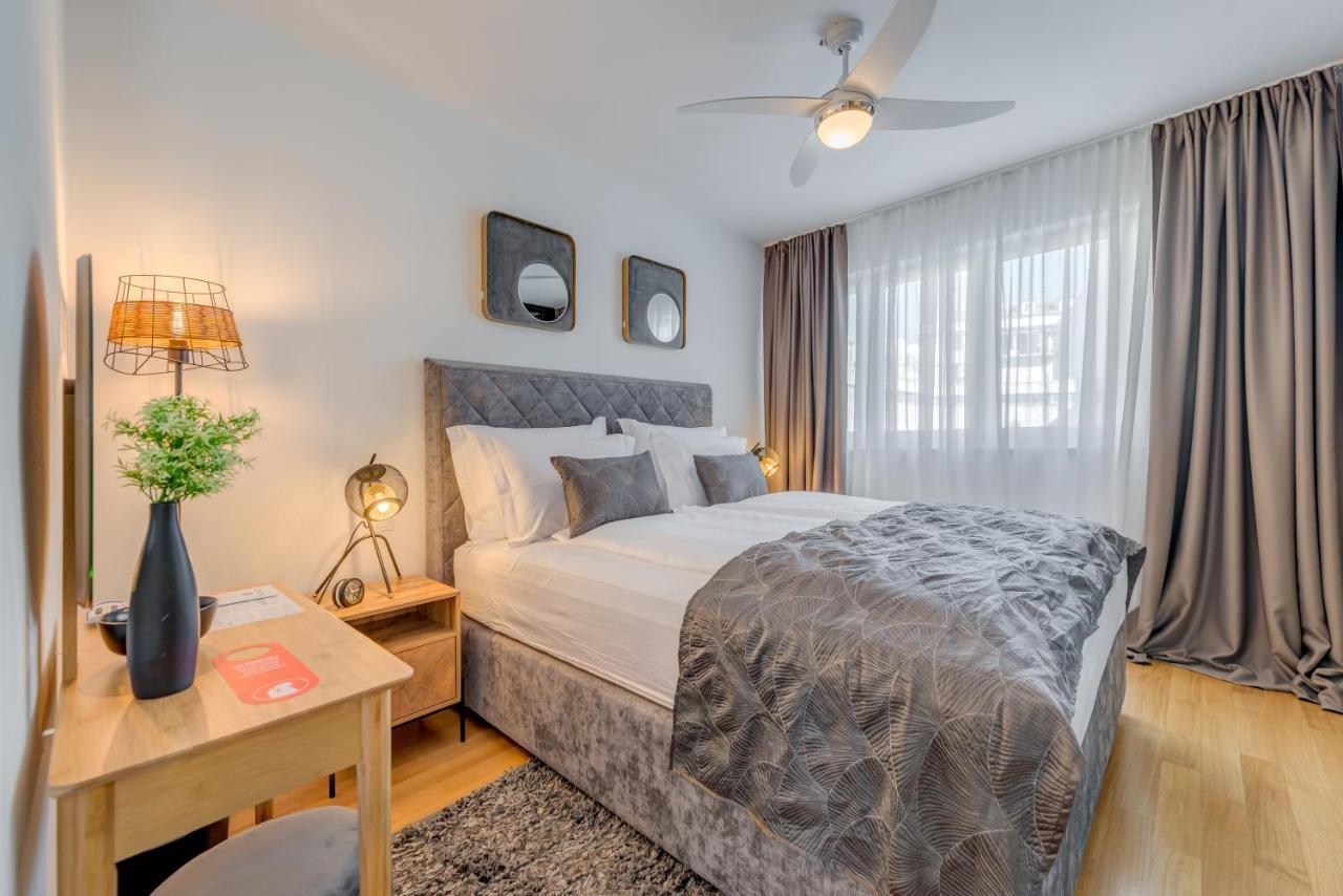 Paparazzi Apartment Split Bagian luar foto